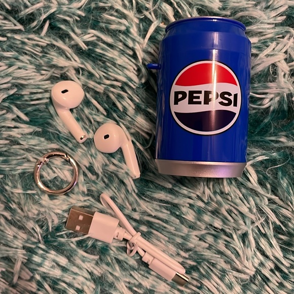 Bundle - Picture 4 of 16